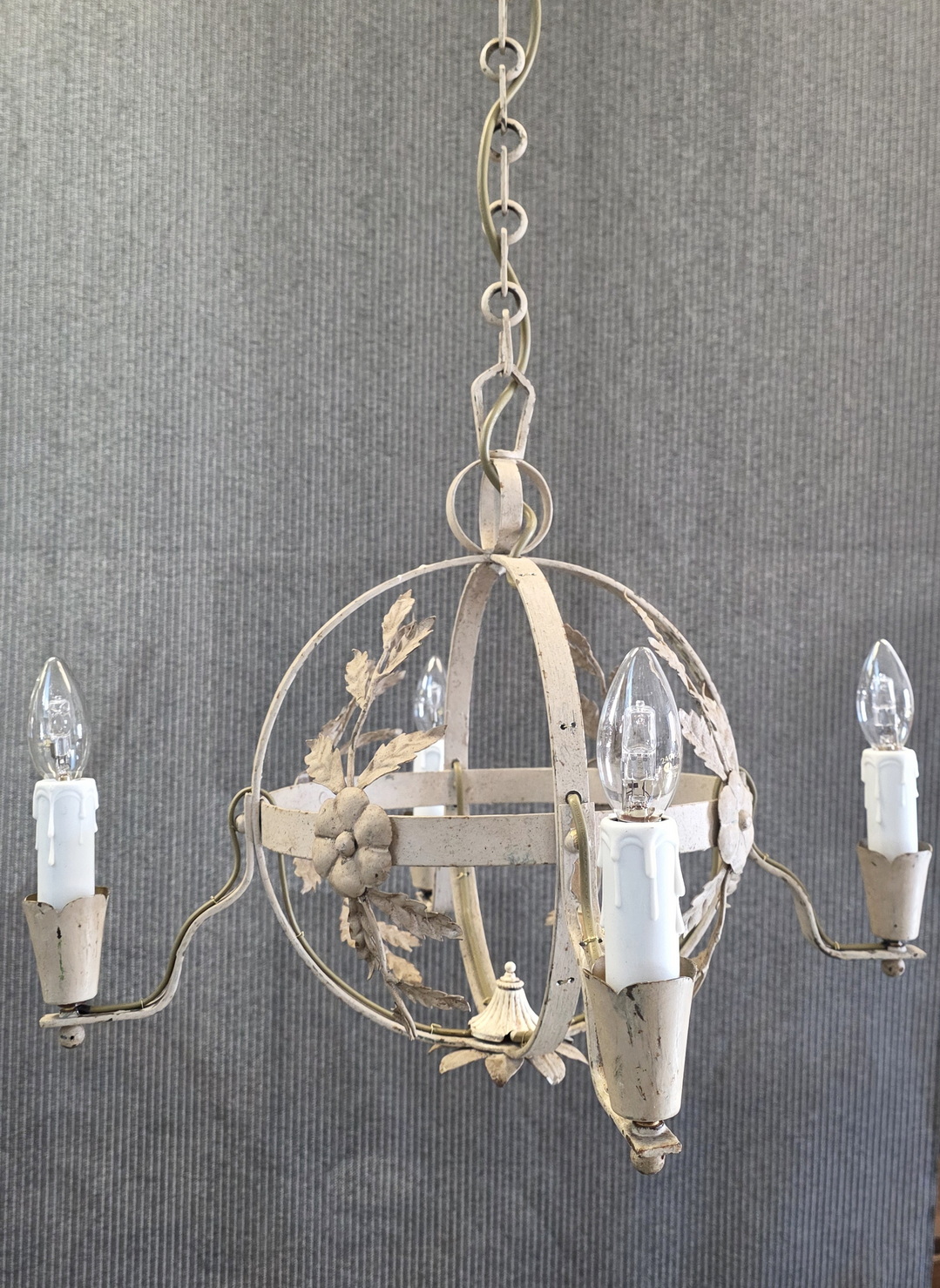 A French provincial 'Ball' Light
